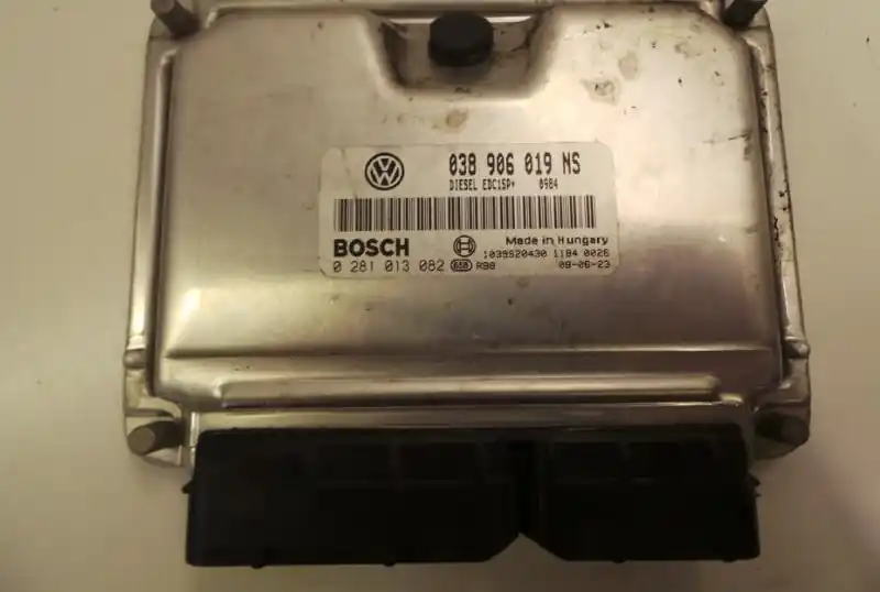 Schnäppchen Relais, Steuergeräte gebraucht SKODA FABIA II (5J)AB12/06 Baujahr 2009