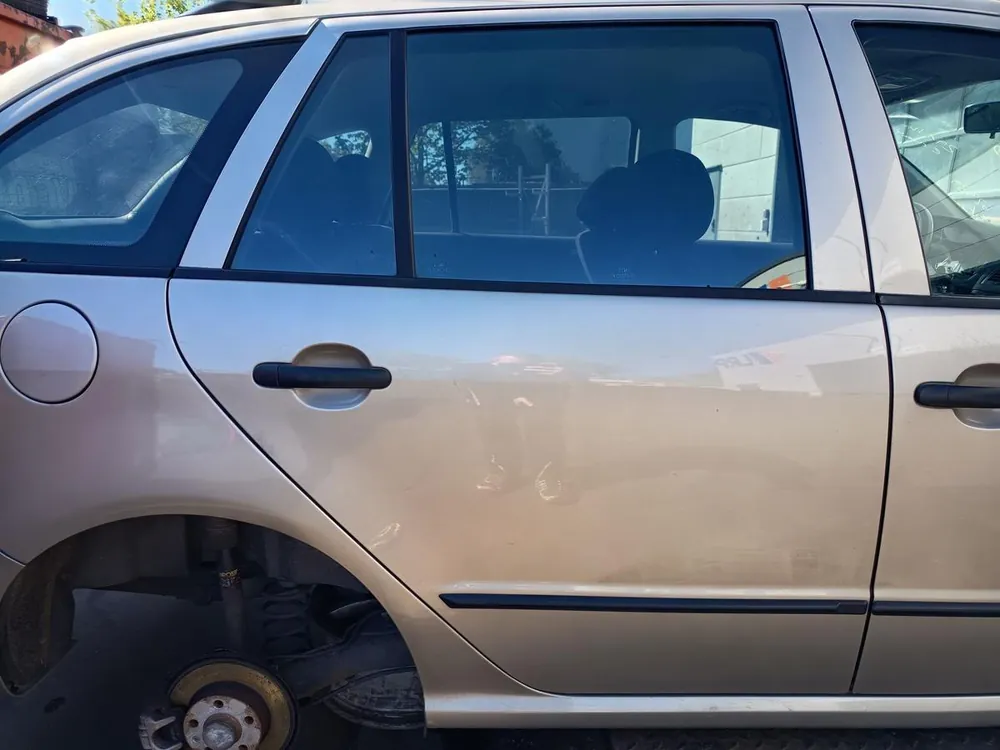Solange Der Vorrat Reicht Türen gebraucht SKODA FABIA 6Y (06/99 - ) Baujahr 2004