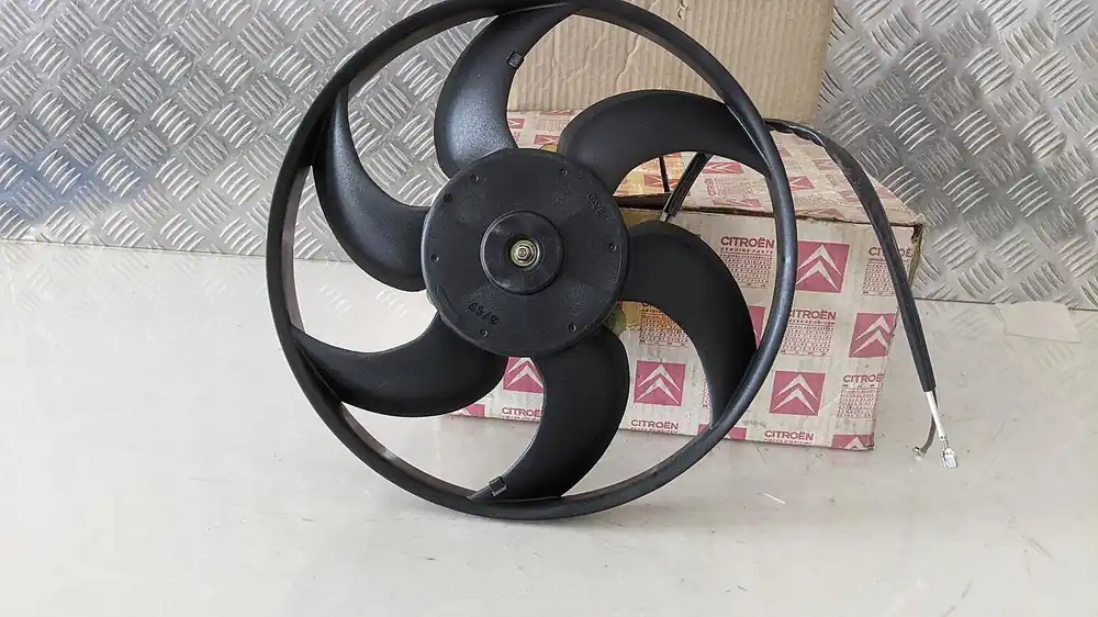 Preisknaller Sonstiges gebraucht CITROEN SAXO Baujahr 2000