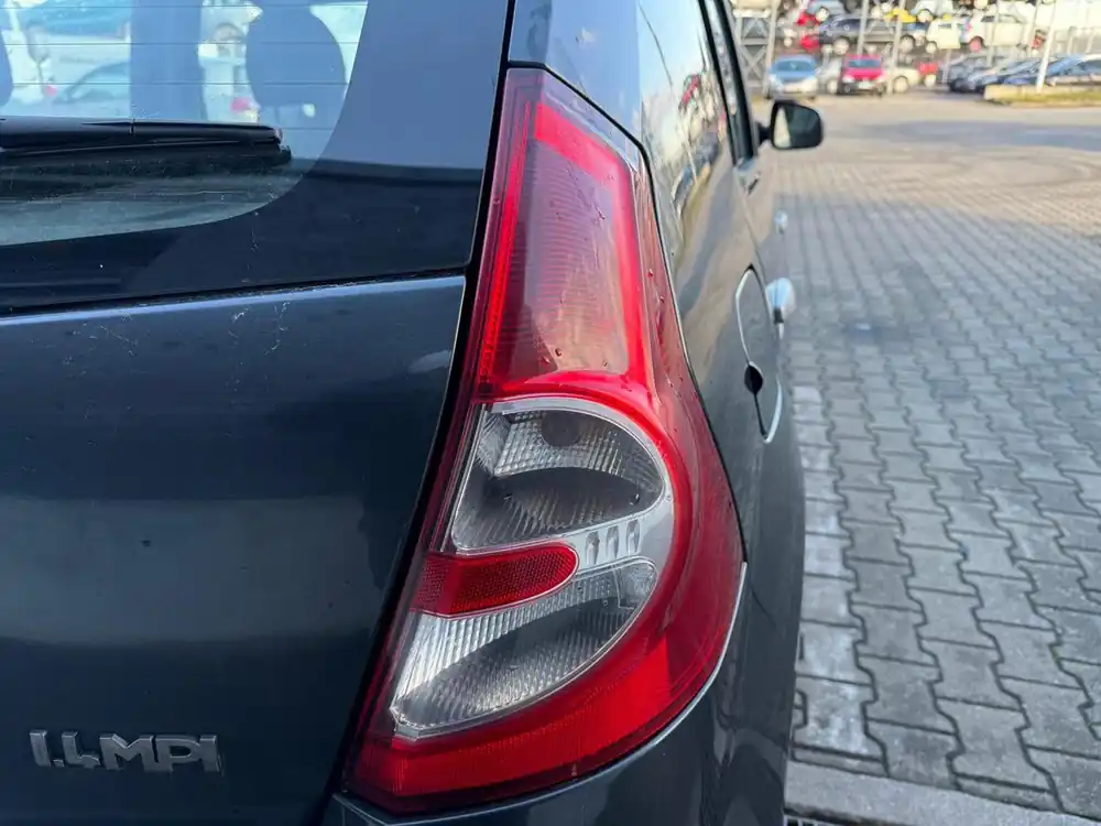 Neue Ware Sonstiges gebraucht DACIA SANDERO Baujahr 2010